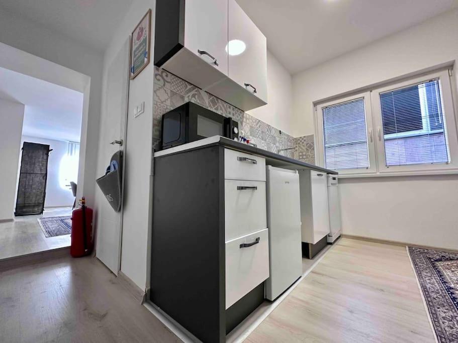 Apartment Easy Go Sarajevo Bagian luar foto
